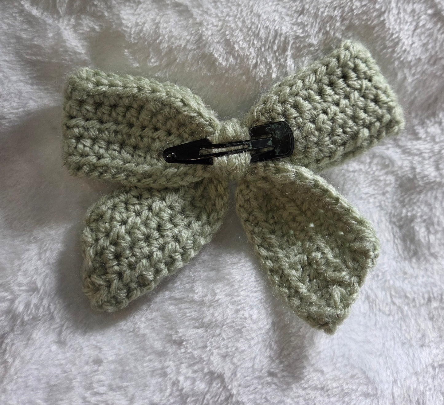 Green bow
