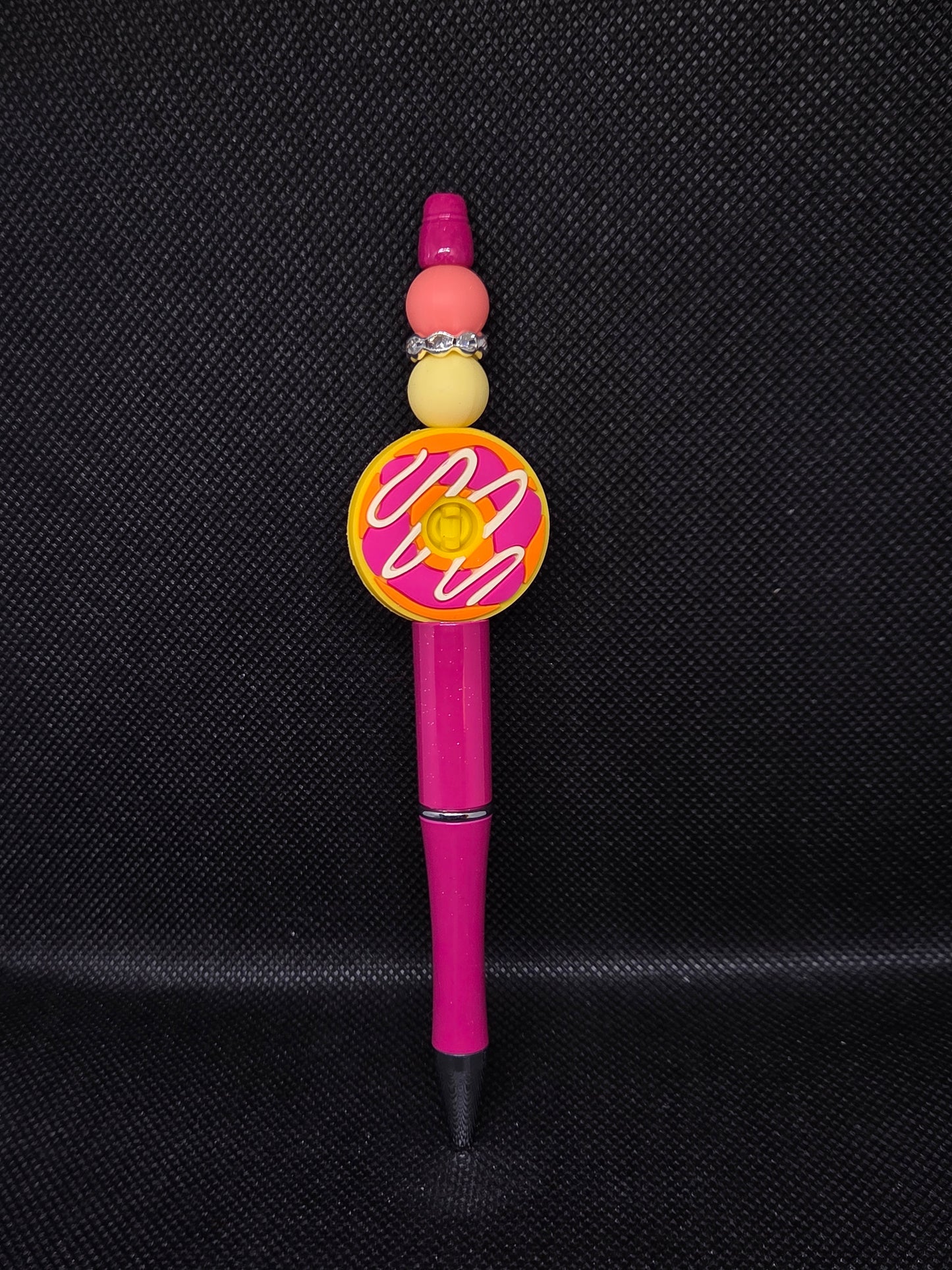 Donut pen