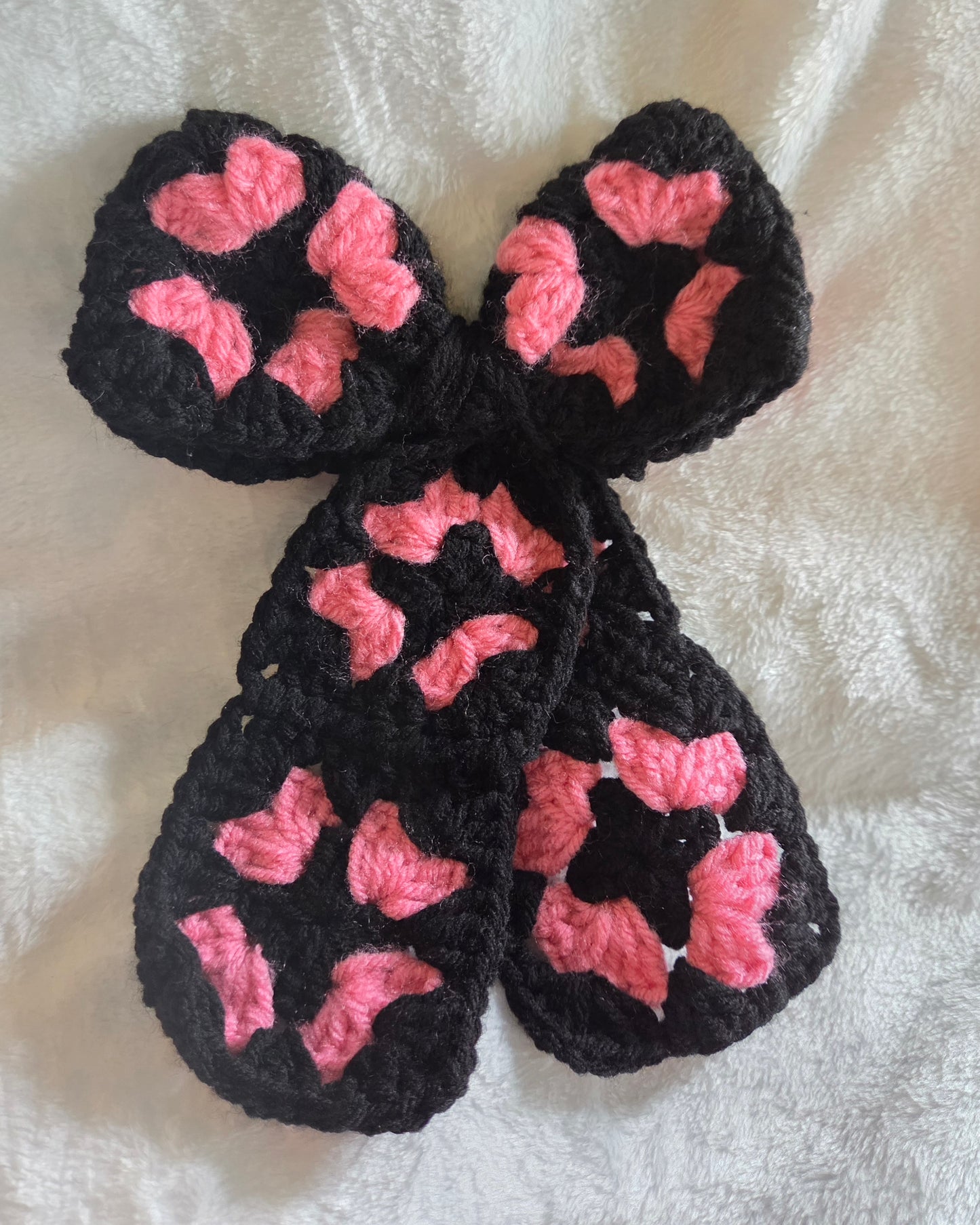 Black and pink granny square bow