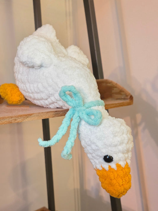Crochet Shelf Goose